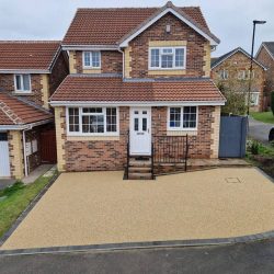 574056617_1271507068352951_352631701558652099_n